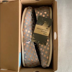 Metallic polka dot TOMS